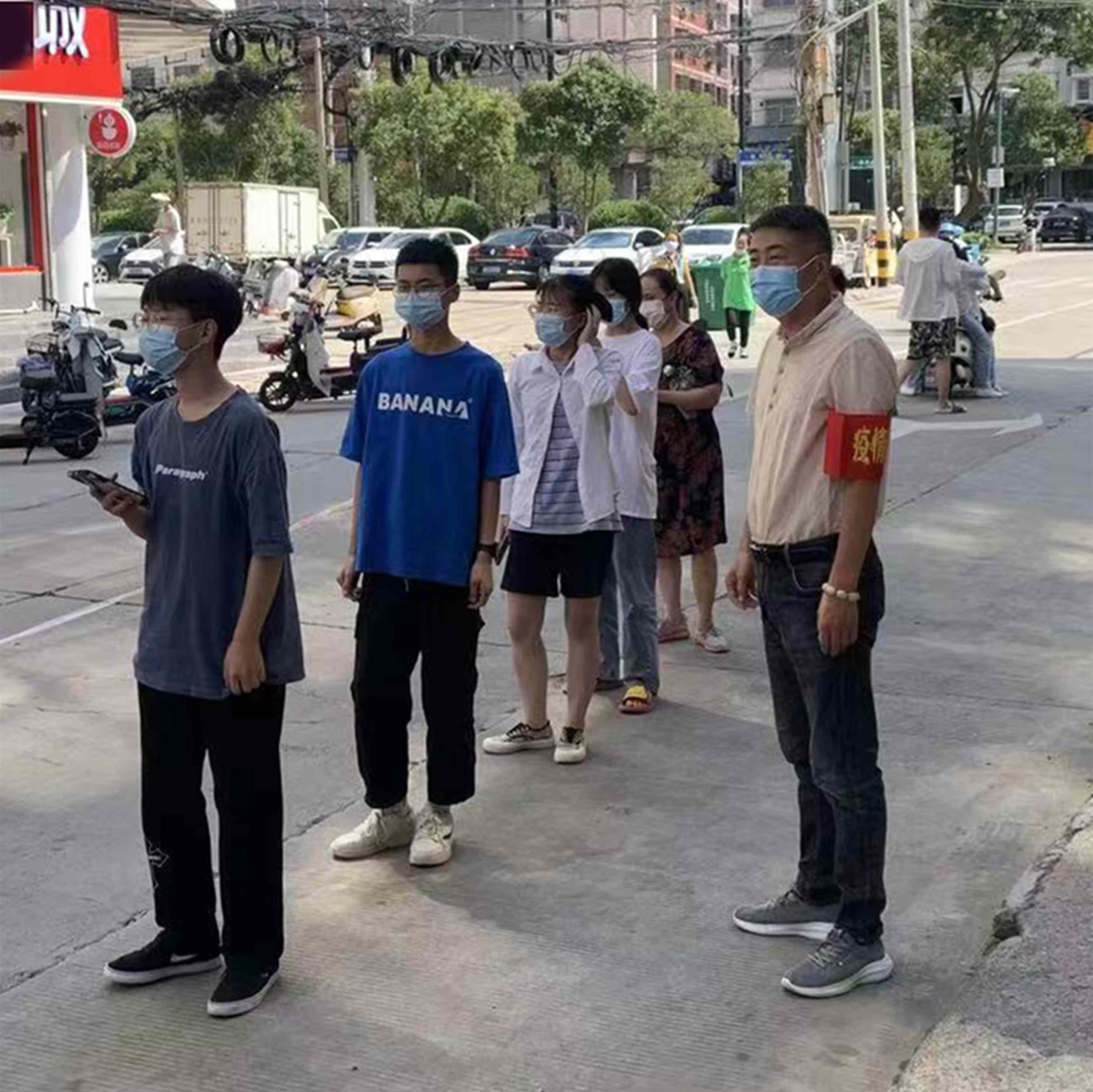 1维持秩序.jpg