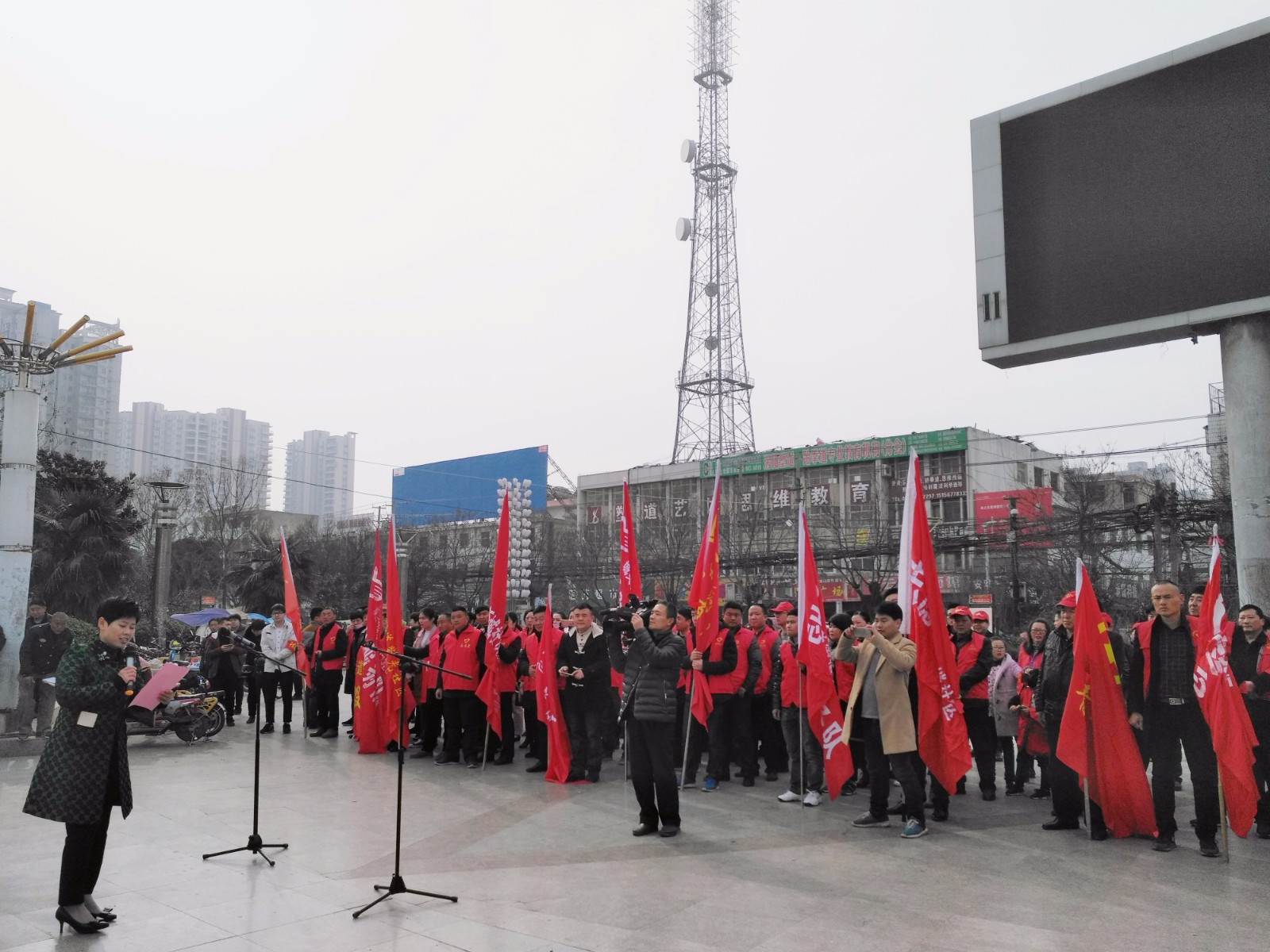 志愿者宣誓.jpg