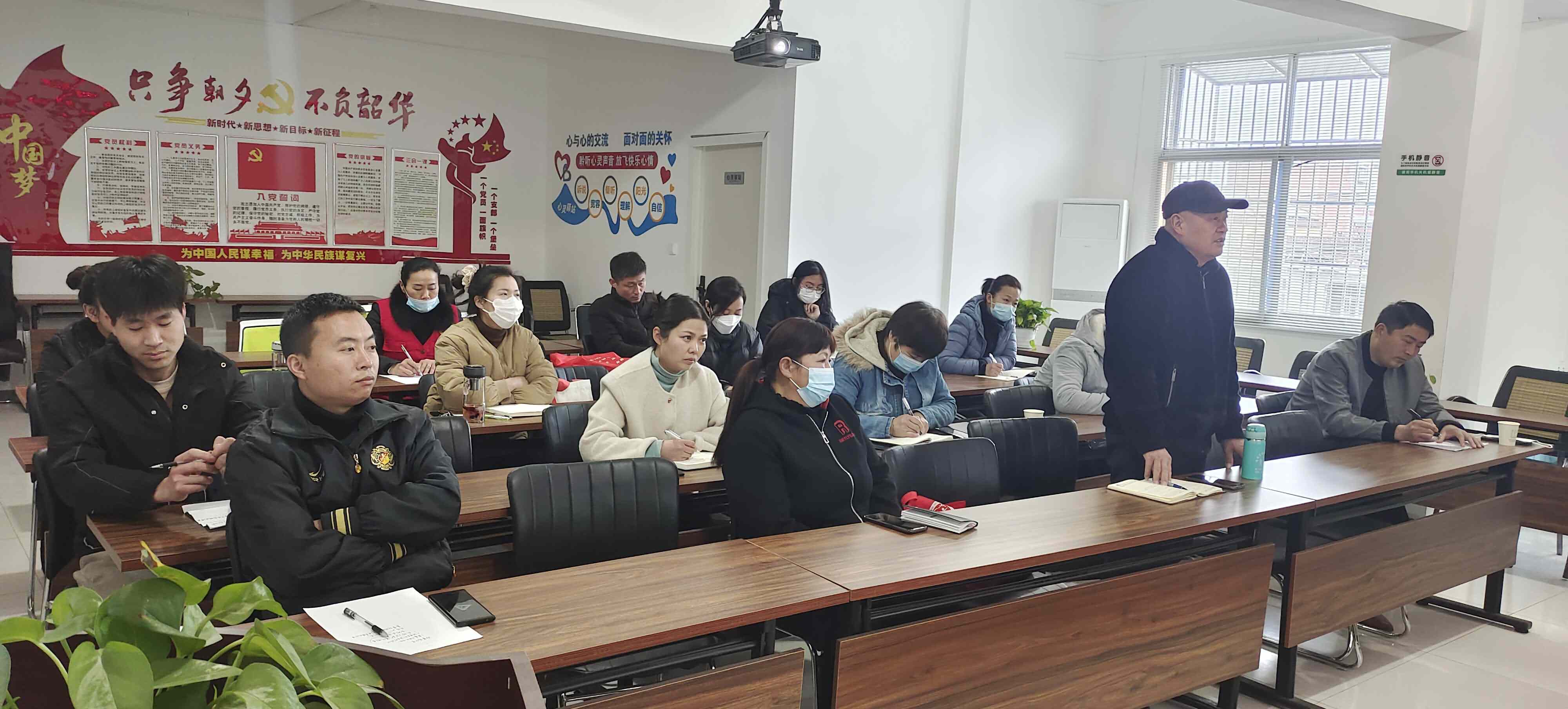 参会成员参与互动.jpg