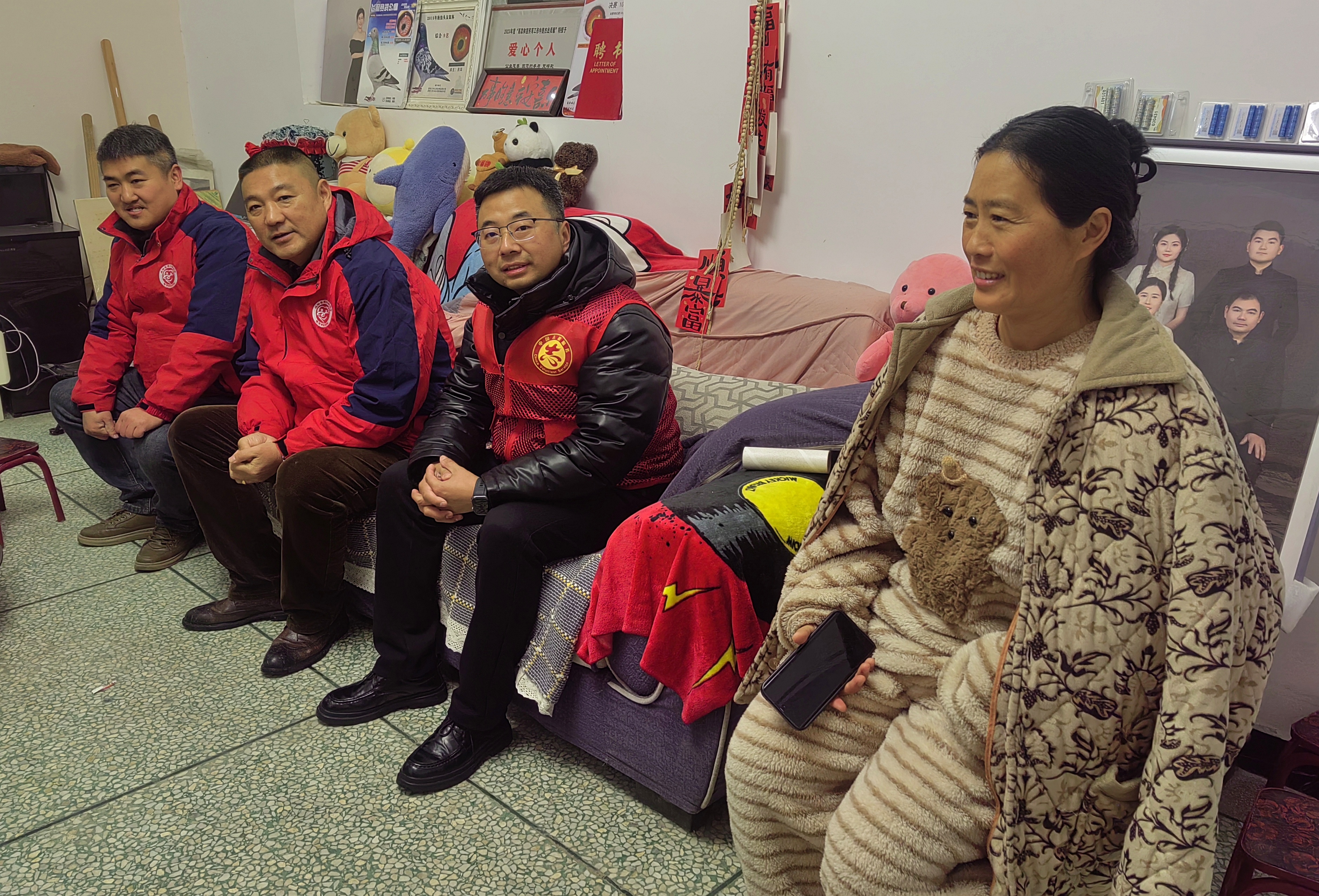 i_20260202083617184275.jpg 3围坐畅谈,关切会员近况.jpg