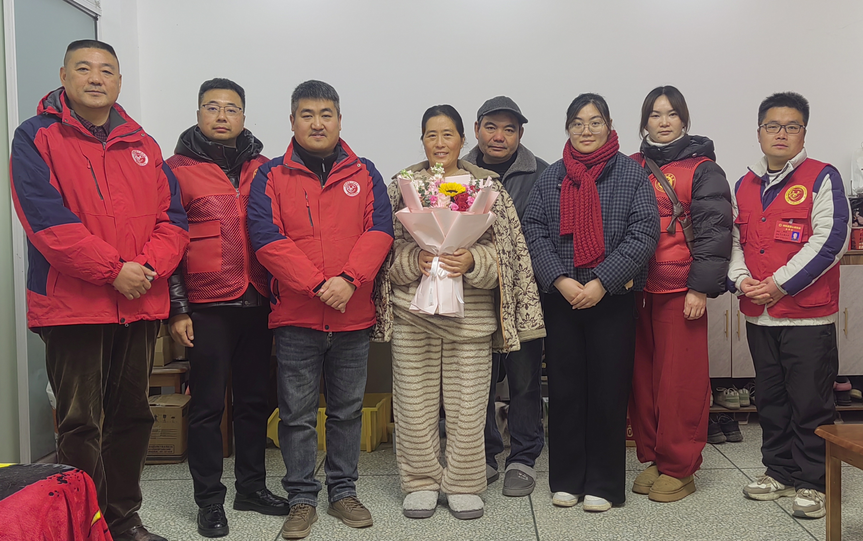 i_20260202083704572501.jpg 4合影留念.jpg